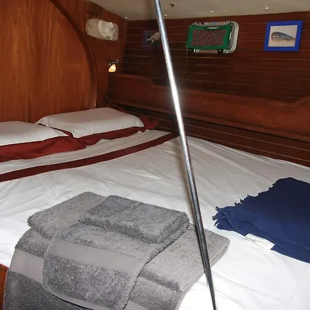 Kudra Boat&breakfast Tekne *